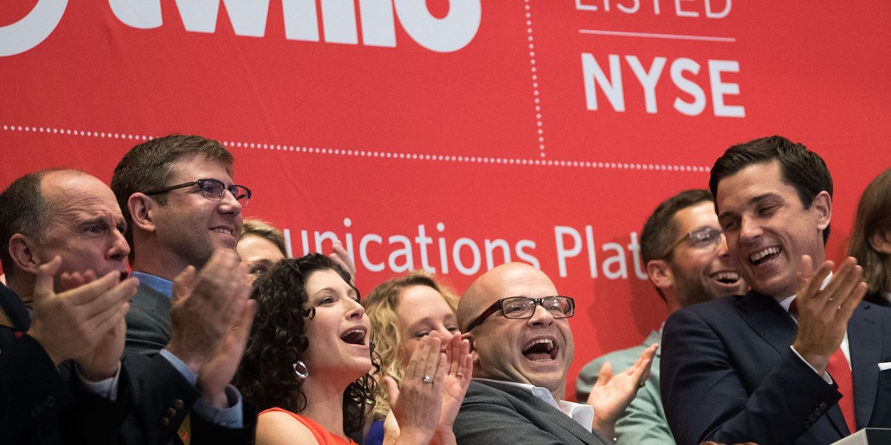 twilio-stock-dives-13%-after-weak-earnings-guidance,-coo’s-announced-departure