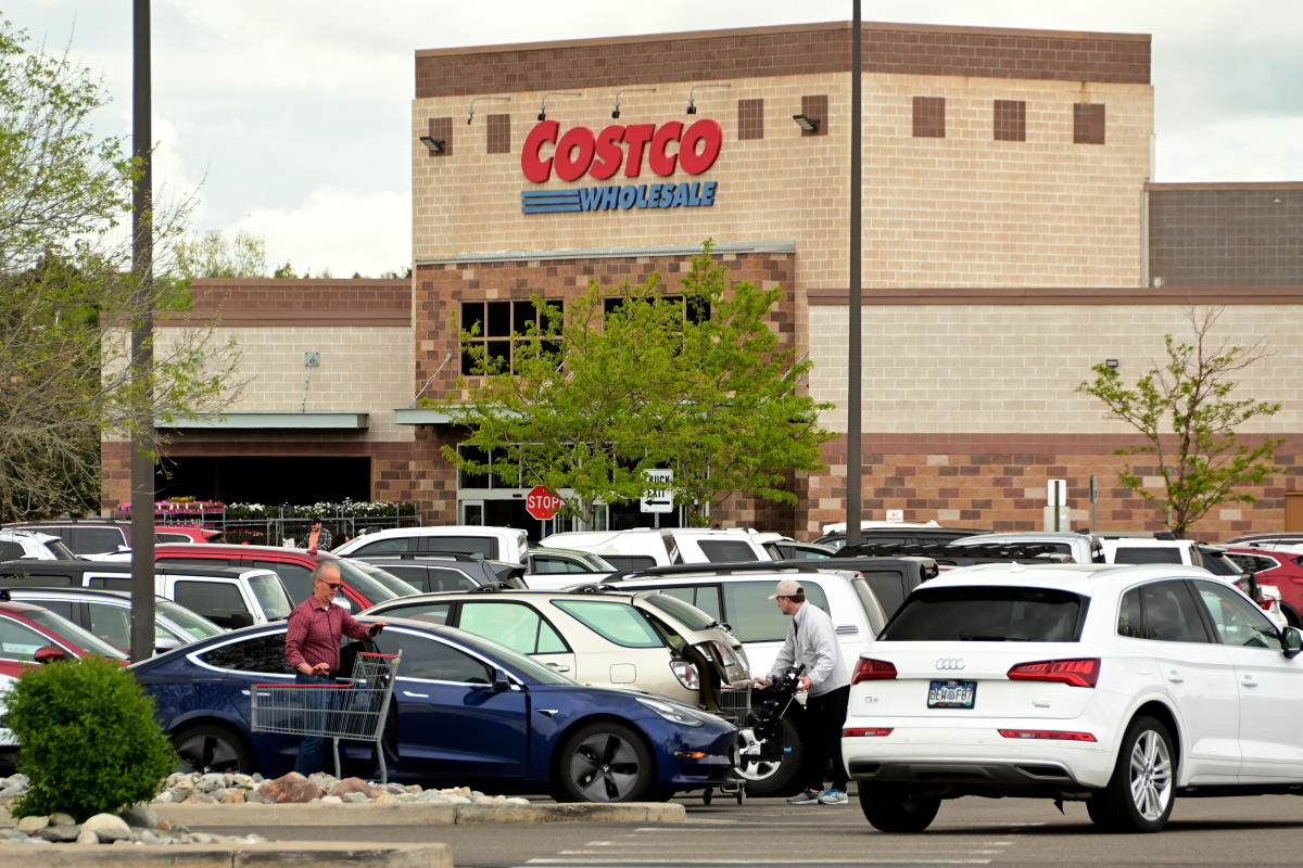 costco-q3-earnings-beat-all-key-metrics-after-shares-closed-at-an-all-time-high